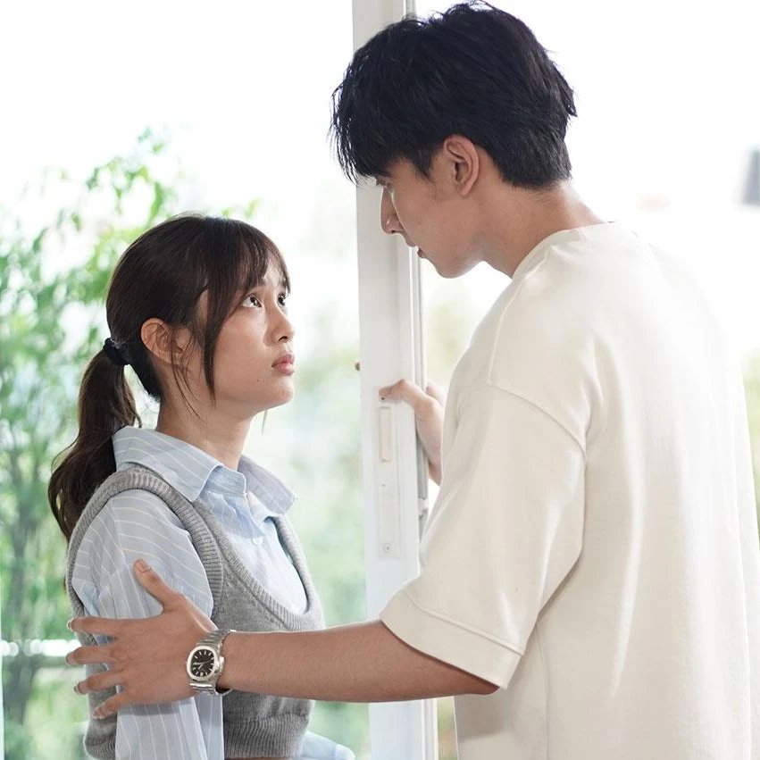 ~(ดูละคร‼️)ก็รักมันปักใจ EP.18 พากย์ไทย+ซับไทย HD ซีรีส์ออนไลน์的头像